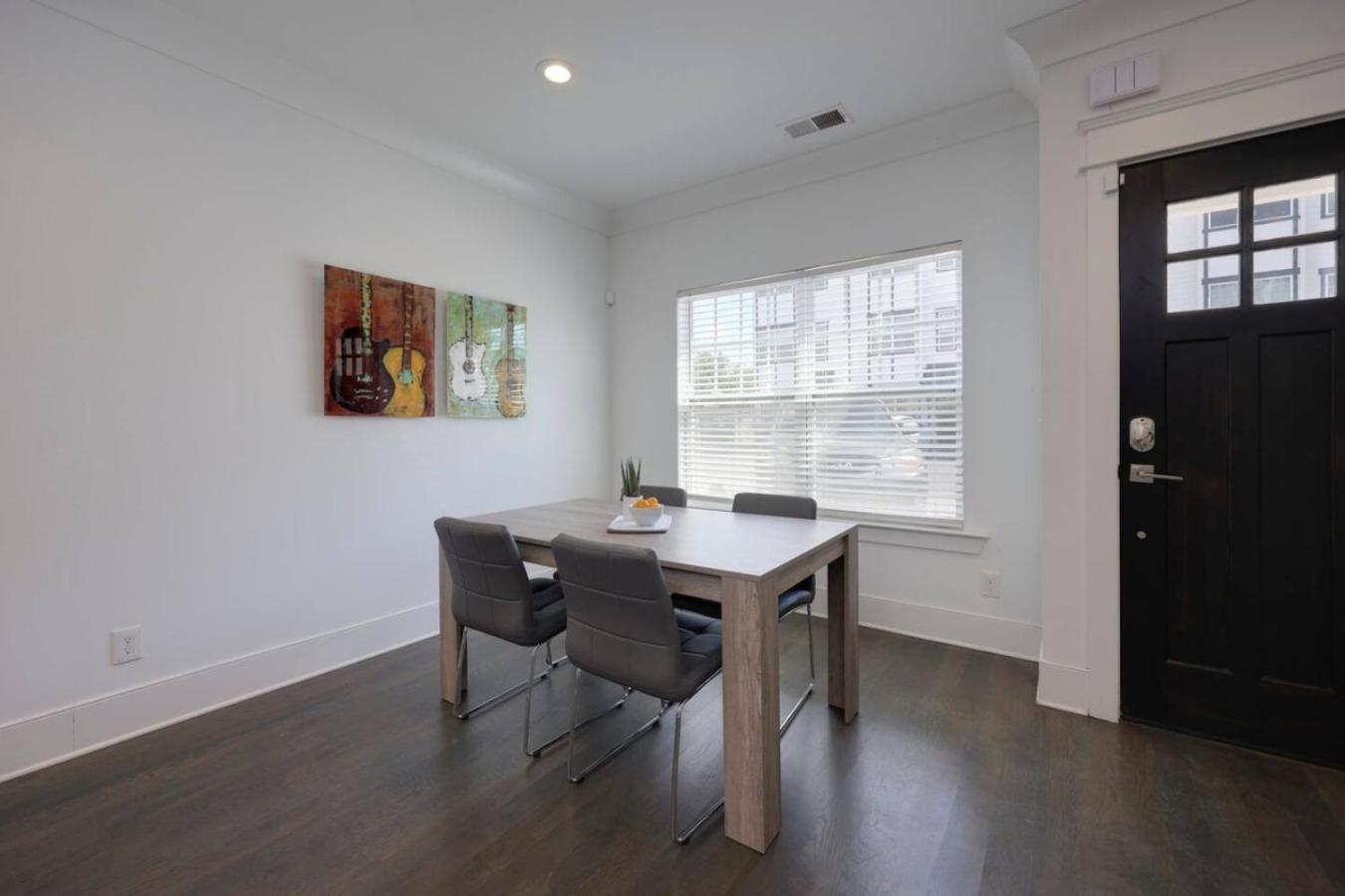 Holiday home Two Side By Side Townhomes West Luxury Nashville