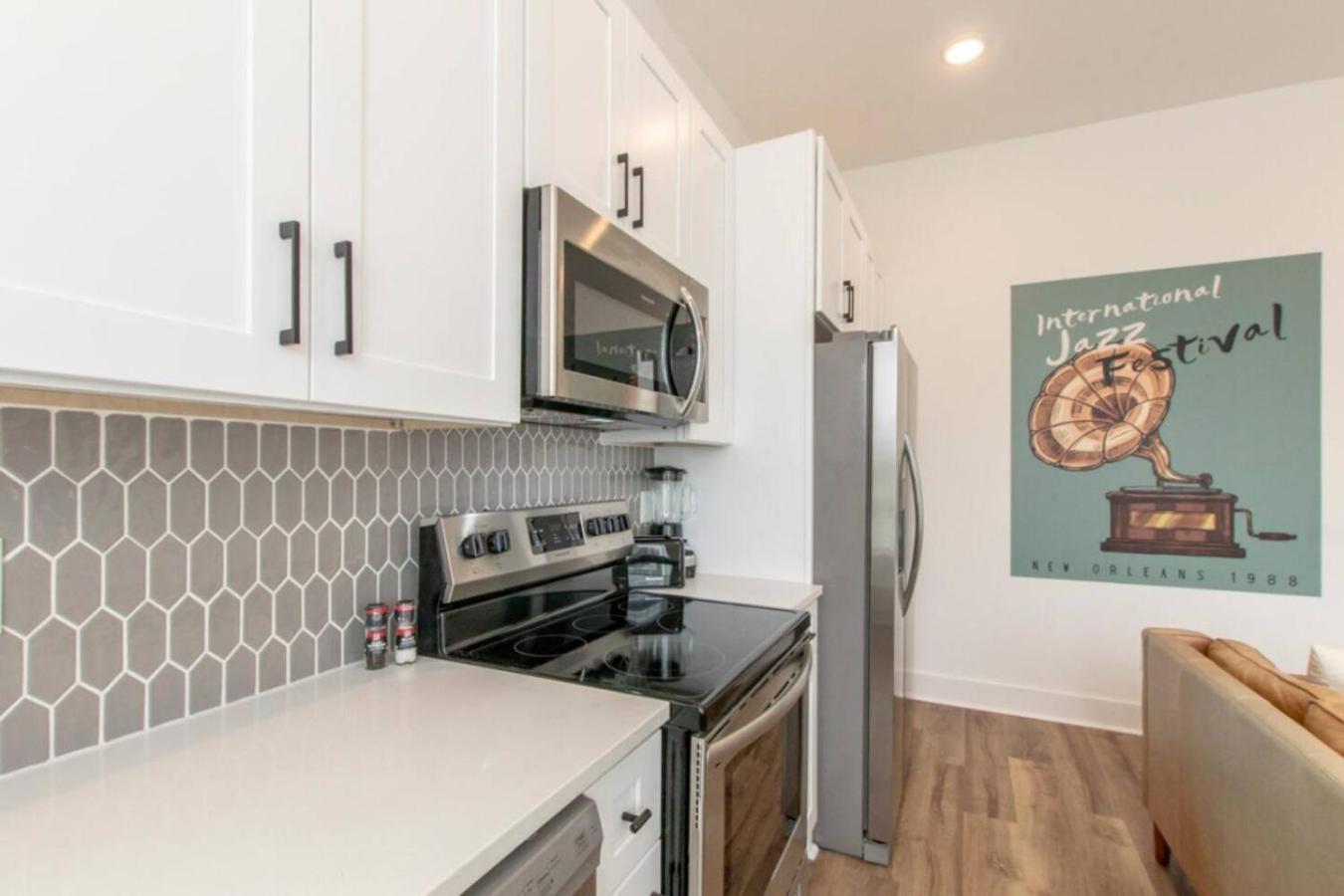 Jazz Junction 4 Bedrooms 7 Beds 7 Mins To Broadway Nashville