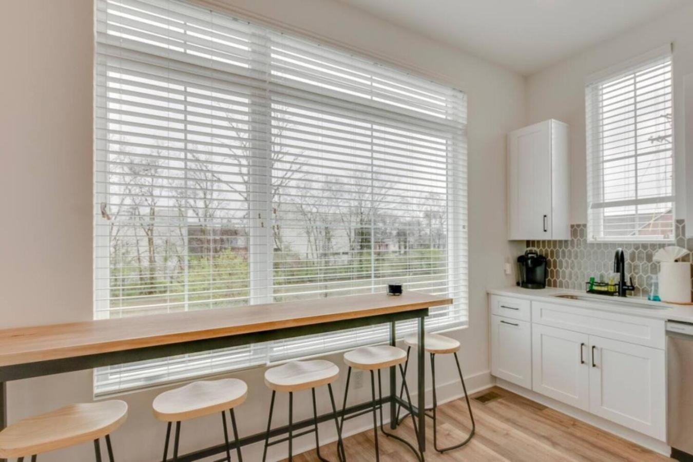 Jazz Junction 4 Bedrooms 7 Beds 7 Mins To Broadway