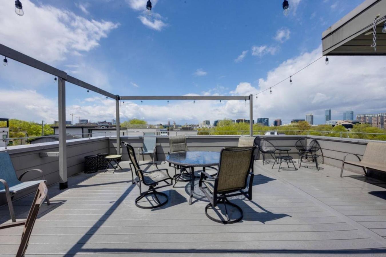 The Americana 4 Bedroom 3.5 Bath Luxury * Nashville