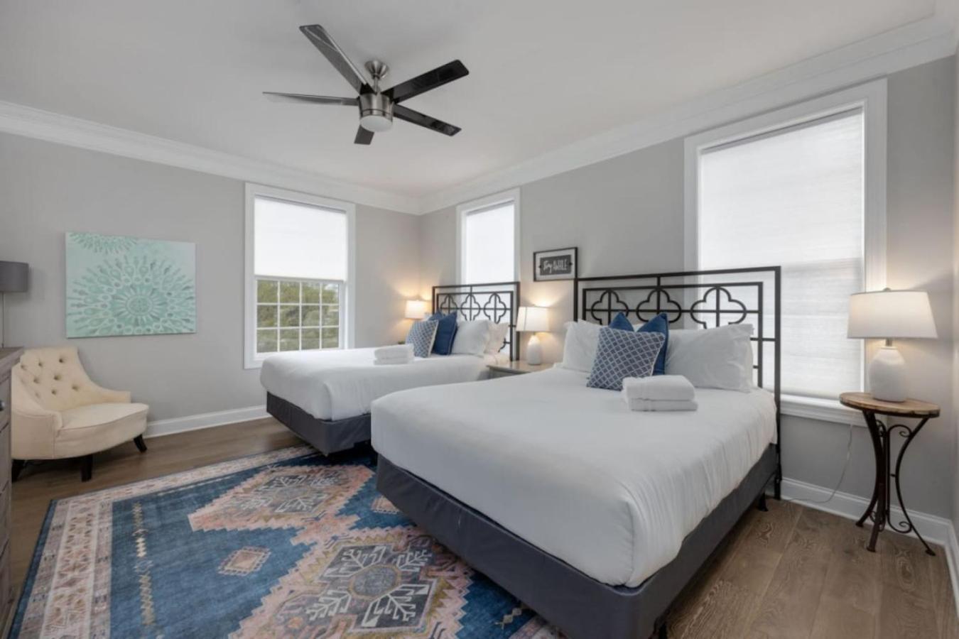 The Americana 4 Bedroom 3.5 Bath Luxury * Nashville