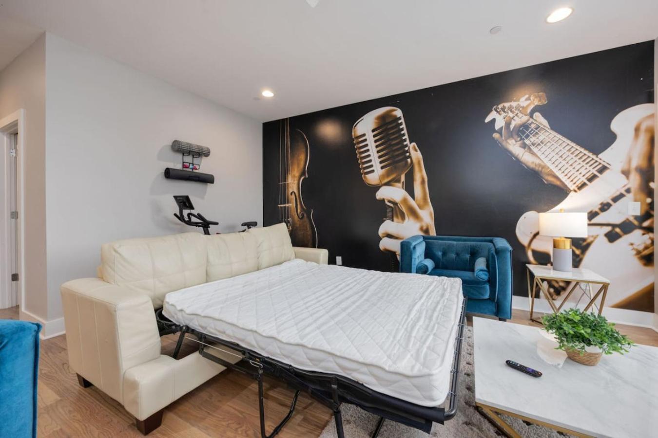 Holiday home Two Townhomes Rooftop Lounges With Skyline Views Nashville