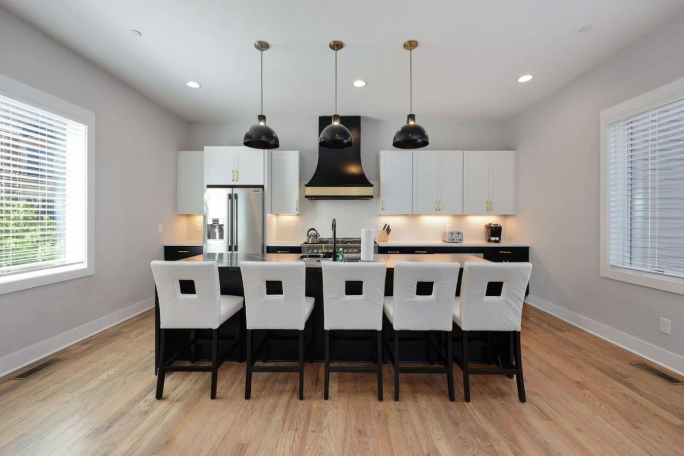 Holiday home Two Townhomes Rooftop Lounges With Skyline Views Nashville