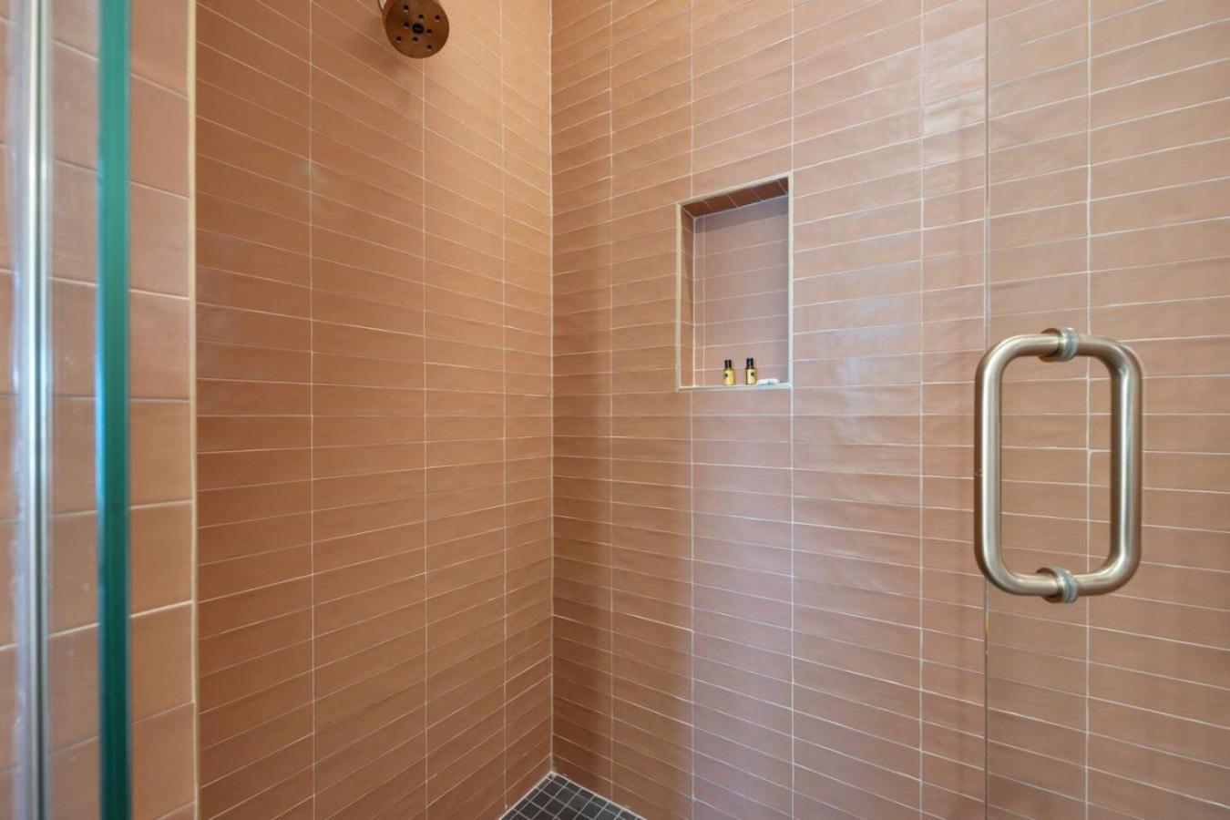 Music Abode And Cowgirl Up Dual Townhomes *