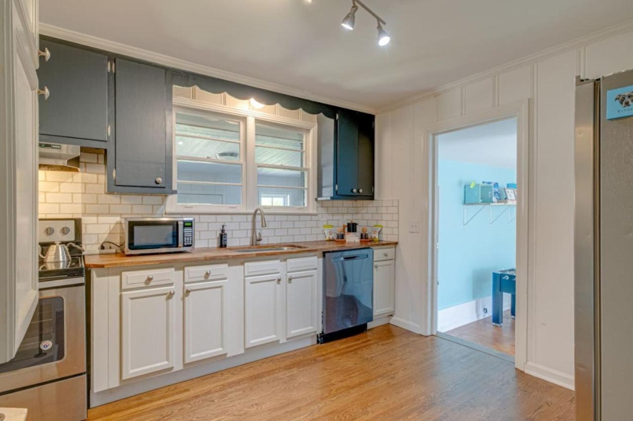 Holiday home The Titan - Pet Friendly Fire-pit Family Friendly Nashville