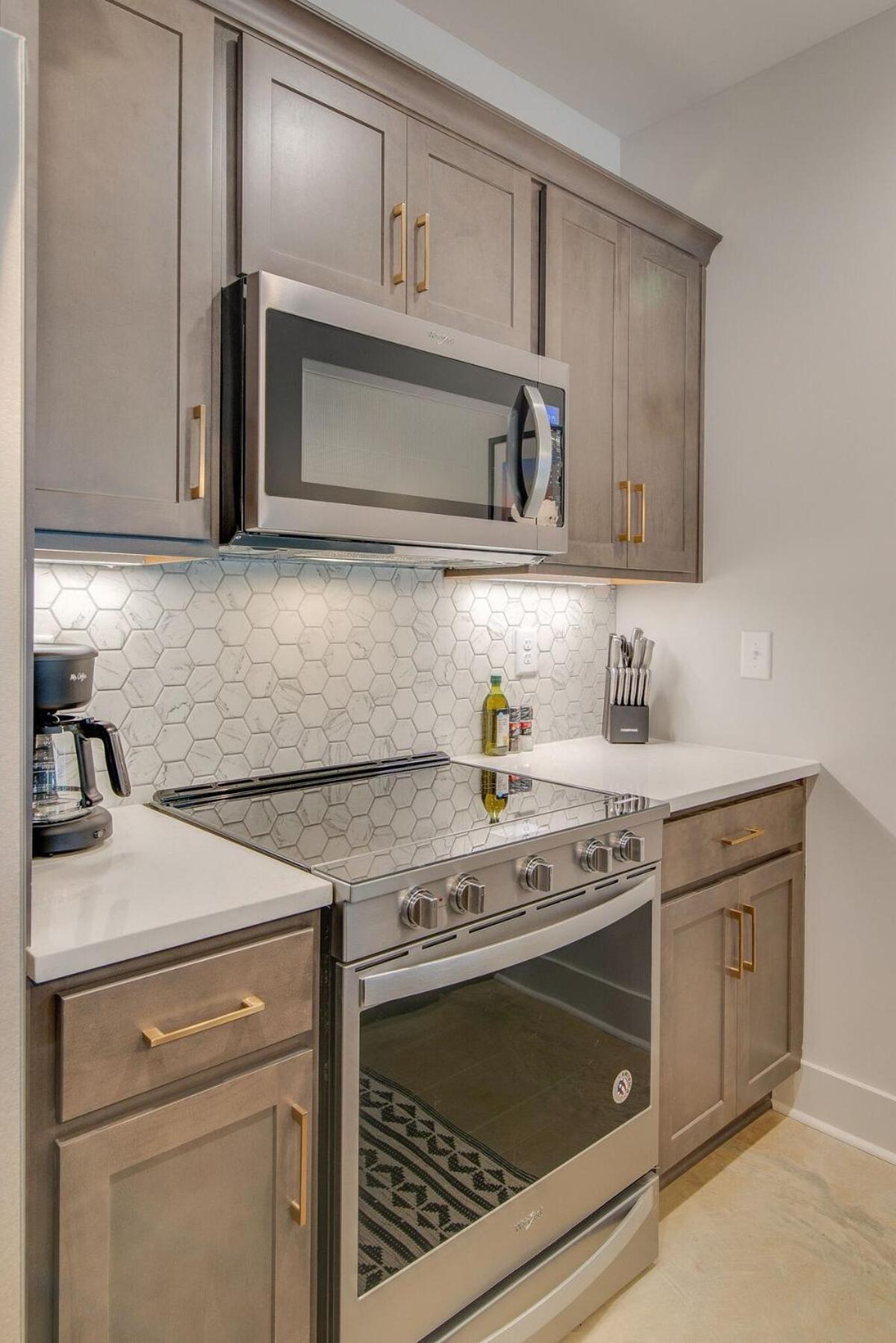 Comfy East For 10 * Nashville