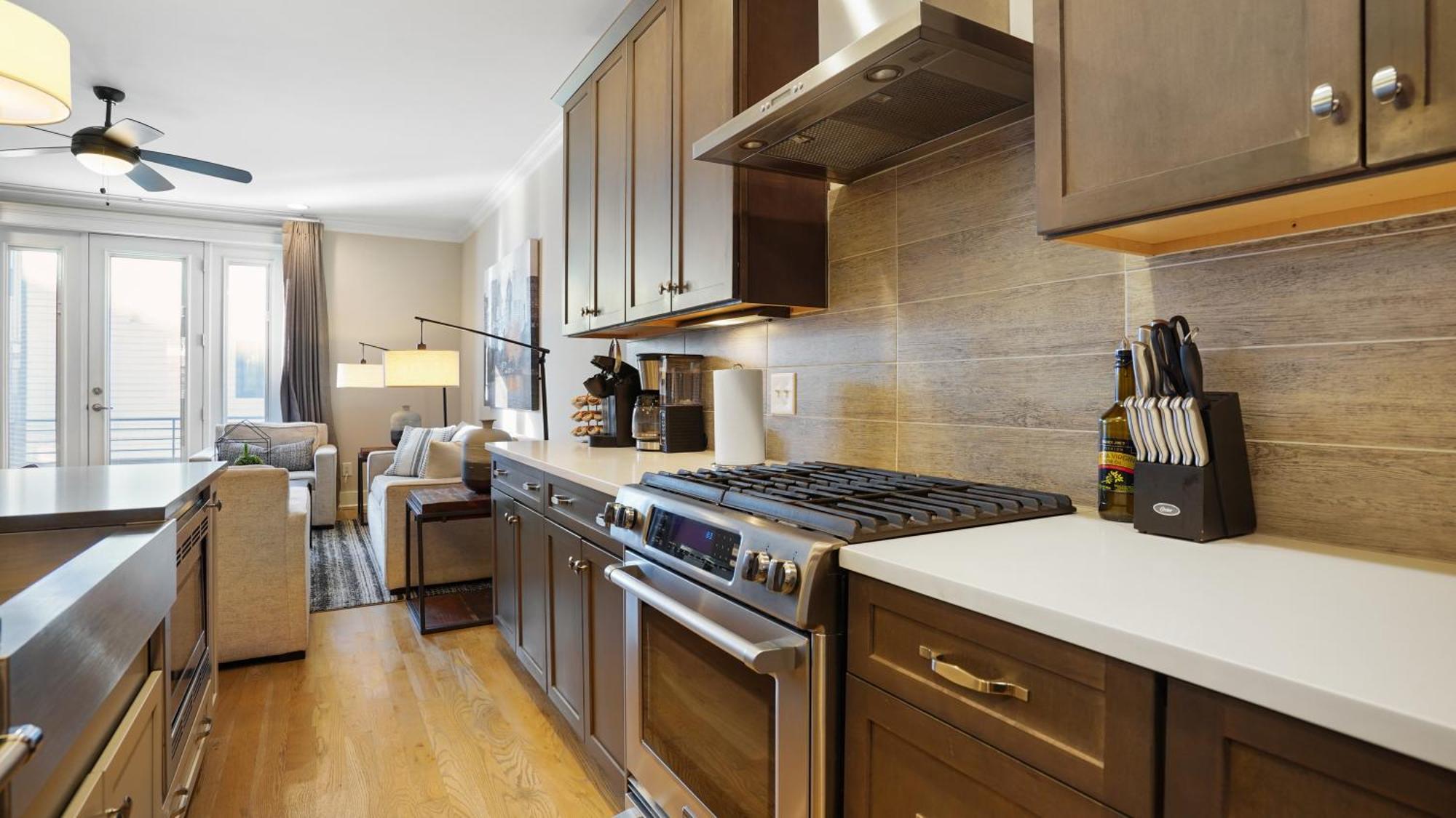 1313 Wade Avenue Hbr * Nashville
