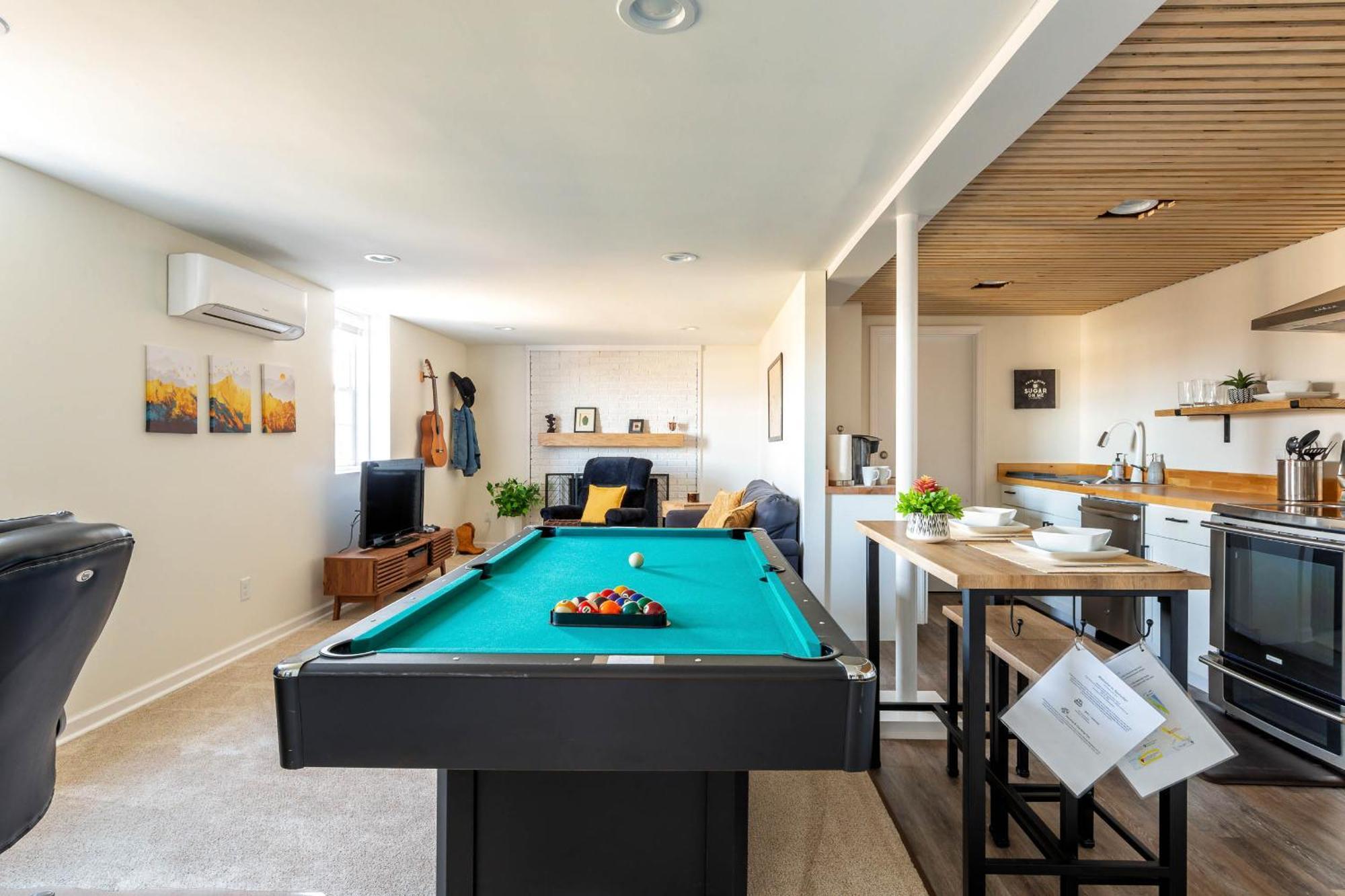 Private Haven - Minutes To Broadway, Bna *
