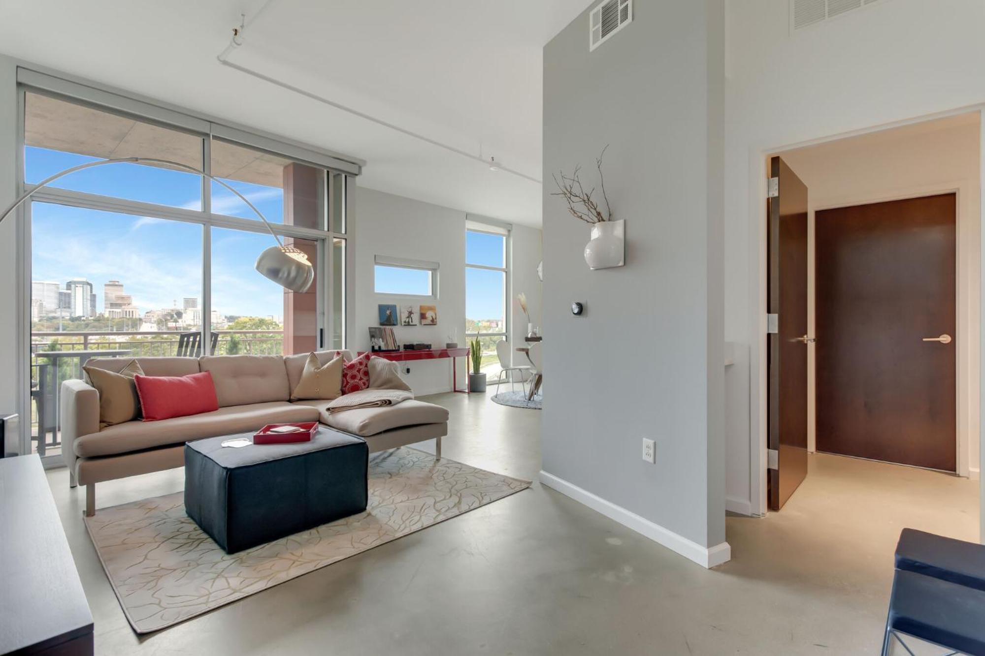 Holiday home 5m302 Skyline Views From Light Filled Nashville