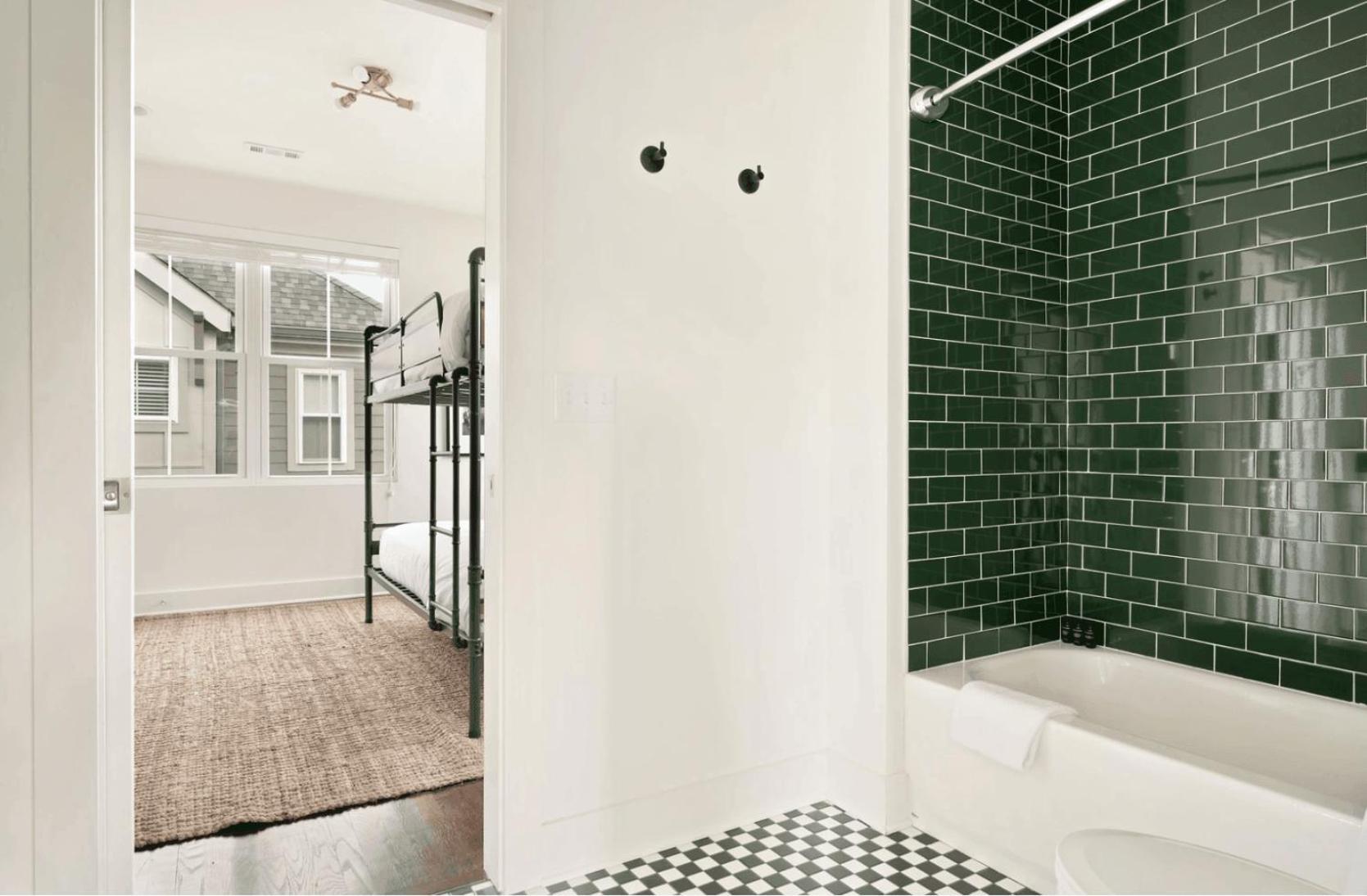 Holiday home Hart Buyout 1 By Avantstay Two Town House Buyout W Modern Amenities In *