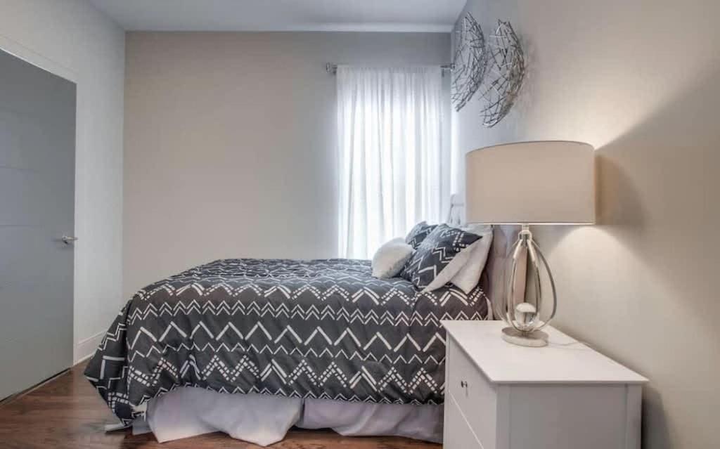 Holiday home Gorgeous Home-minutes To Lower Broadway *