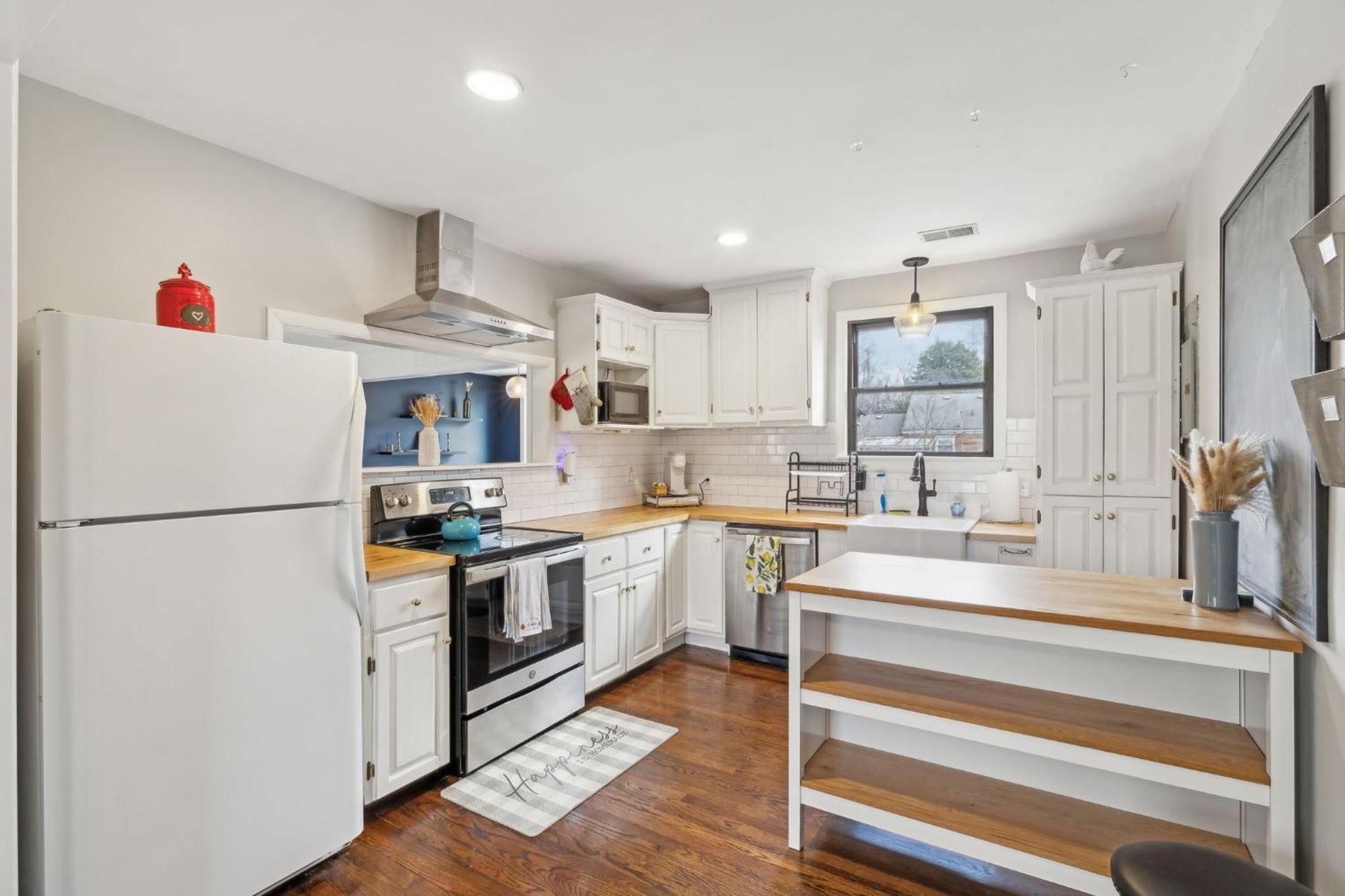 Holiday home East Family Abode 30 Or Days By Skyrun Nashville
