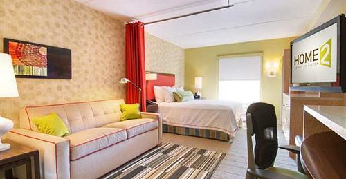 Home2 Airport Hotel