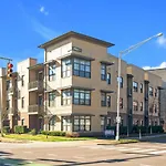 Stylish 2 Bedroom 3 Bed Near Restaurants And Vandy