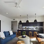 Fox View - Private Balcony - 12 South