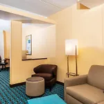 Fairfield Inn & Suites By Marriott Nashville At Opryland