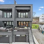 1St Flr Nashville Escape Downtown & Top Spots