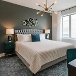 New Luxe Nashville Central Roofdeck 13 Beds