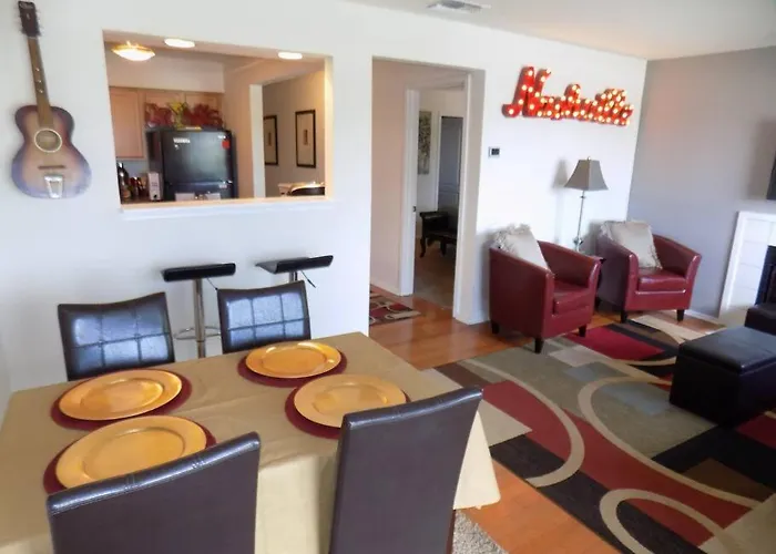 New Listing Gorgeous Downtown Nashville On The River Walk To All #2
