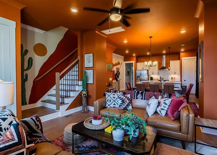 Four Bedroom Condo In Oceola Avenue