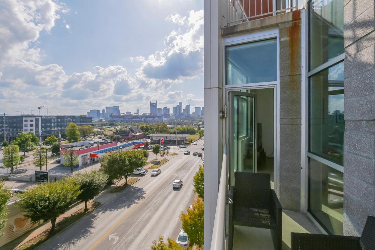 Spectacular Views In Contemporary Two Story Nashville