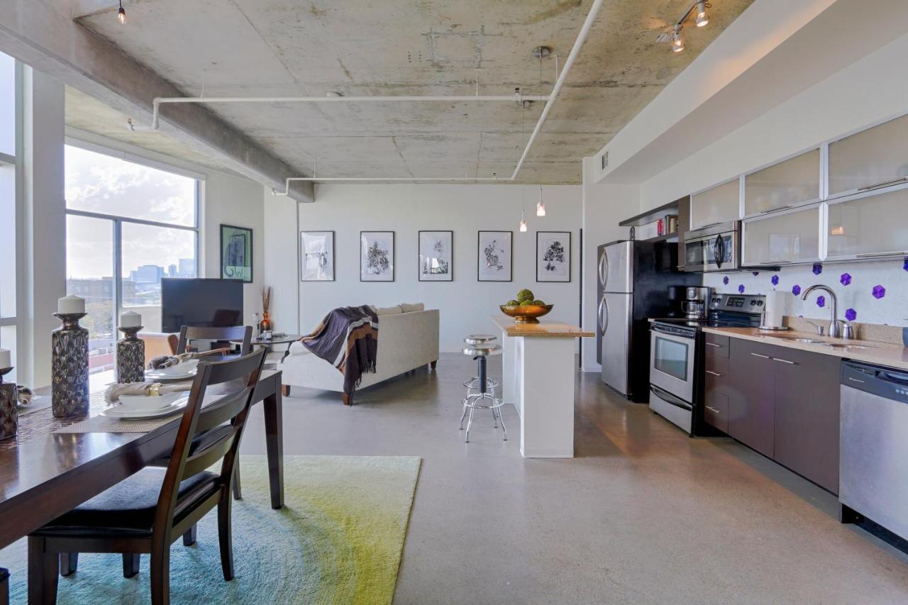 Spectacular Views In Contemporary Two Story Nashville