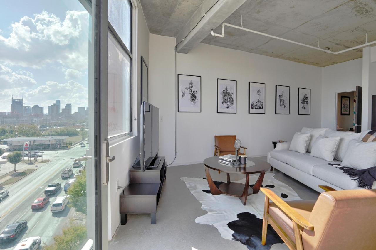 Spectacular Views In Contemporary Two Story * Nashville