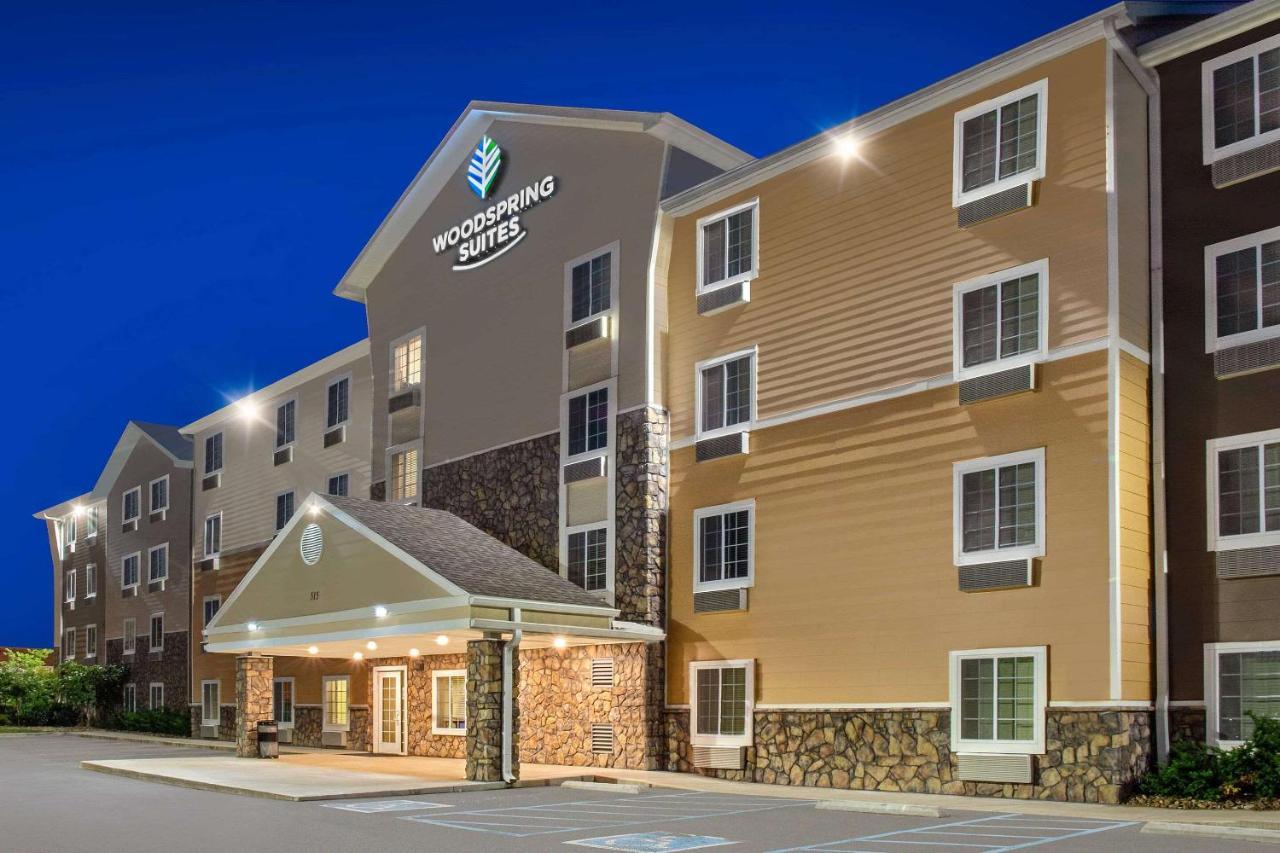 Woodspring Airport Nashville
