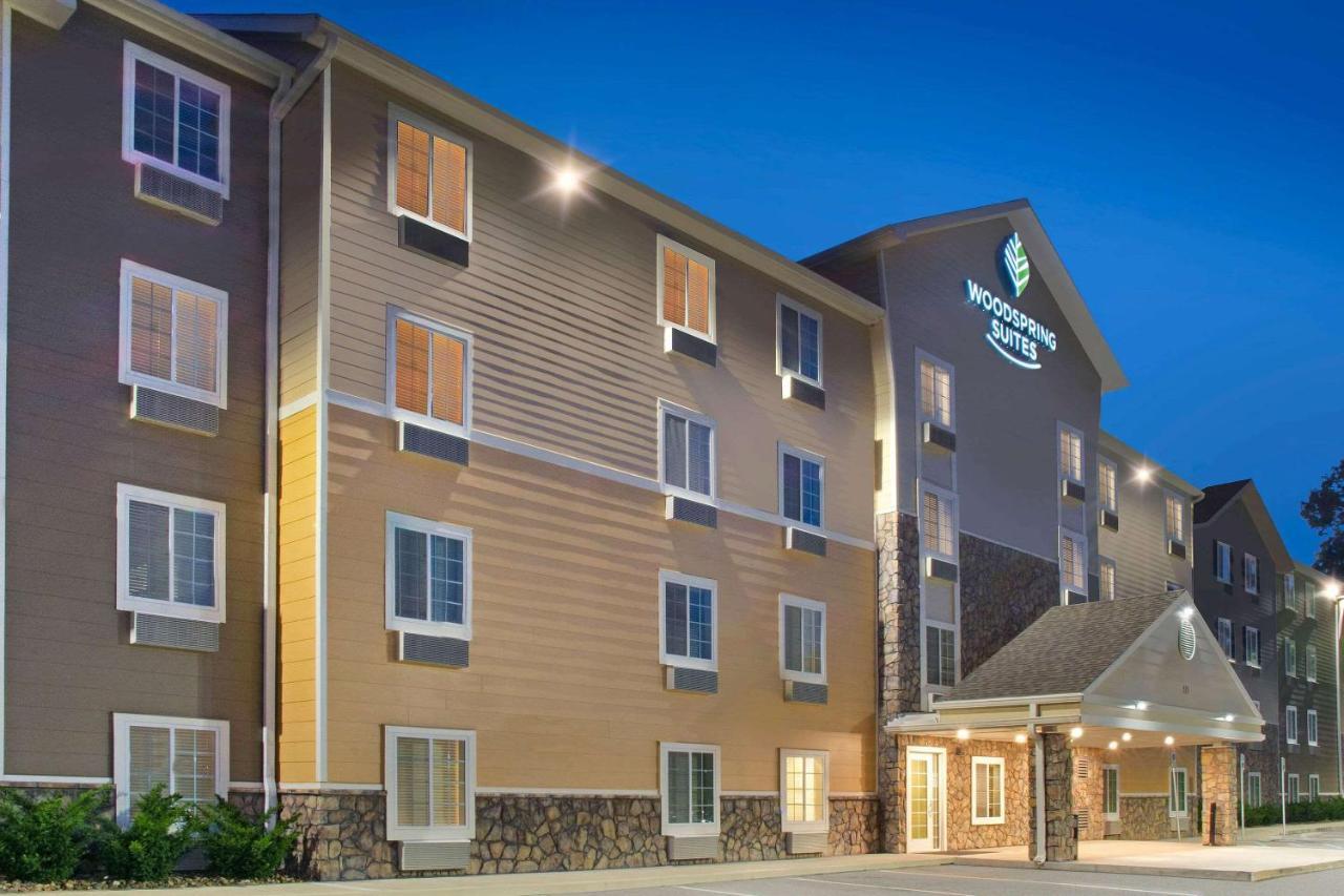 Woodspring Airport Hotel