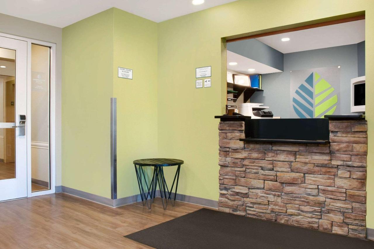 Woodspring Airport Hotel Nashville