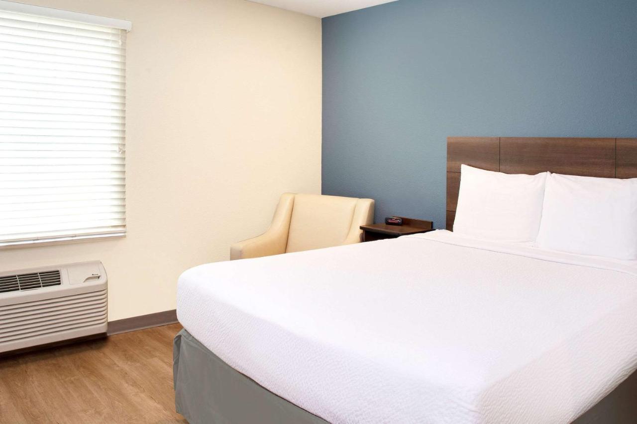 Woodspring Airport Hotel