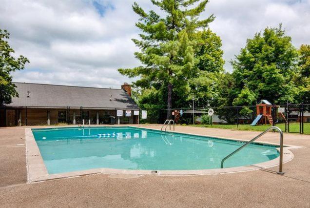 Apartment Cheerful 3 Bedroom Townhouse In Central Nashville