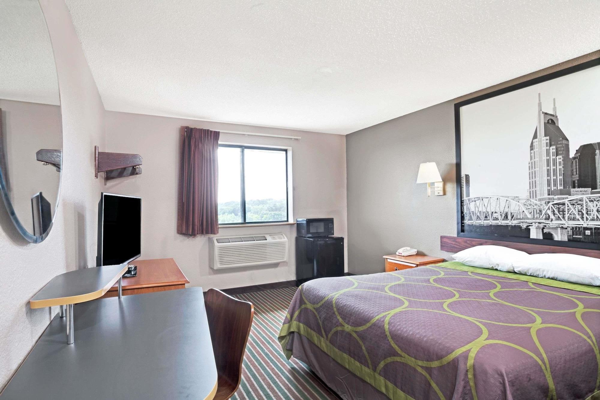 Super 8 By Wyndham Nashville/ Dntn/ Opryland Area Hotel Nashville