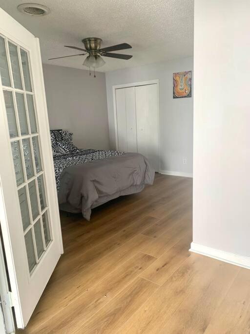 Classic 2-bedroom W/free Parking Apartment Nashville