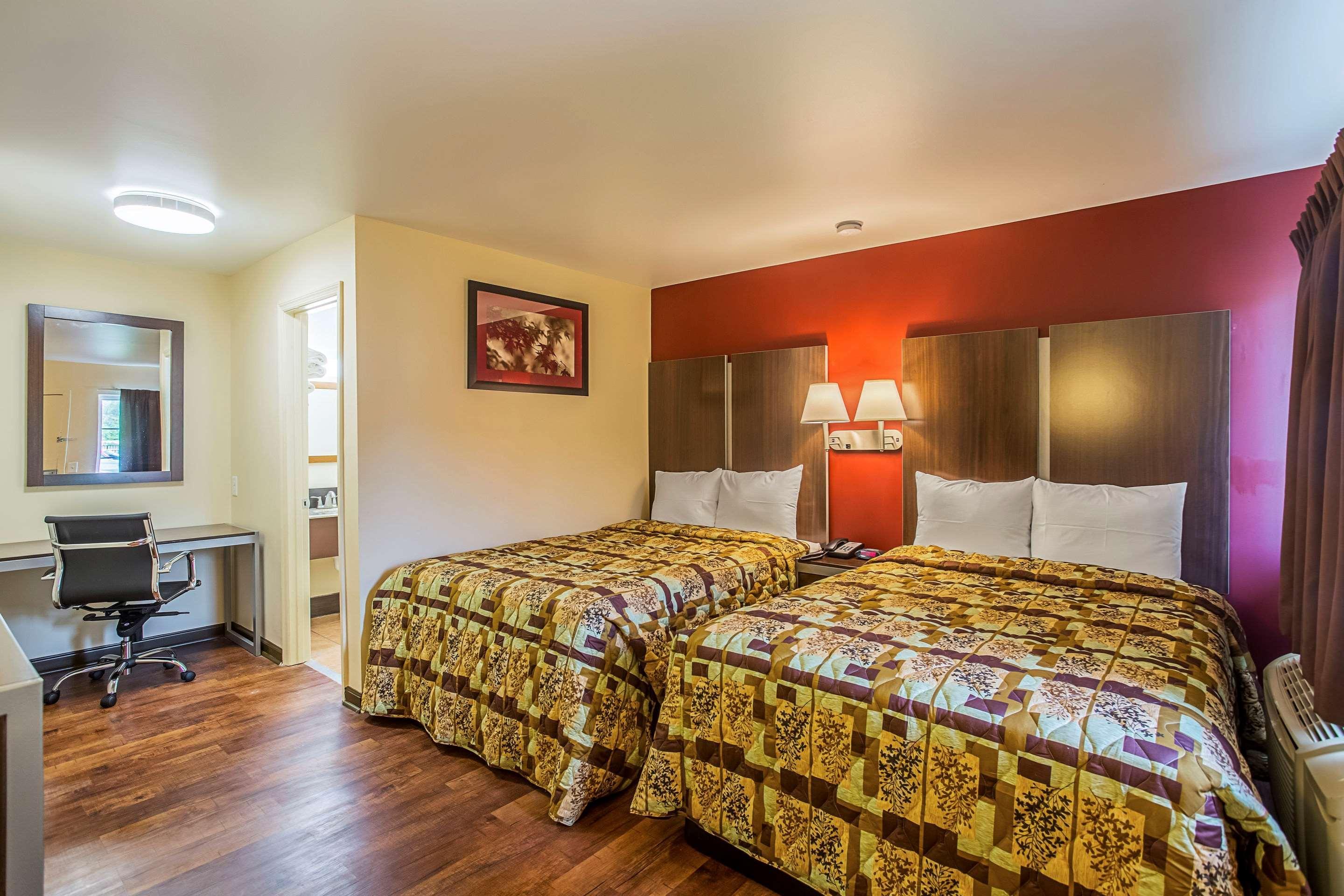 Rodeway Airport South Hotel Nashville