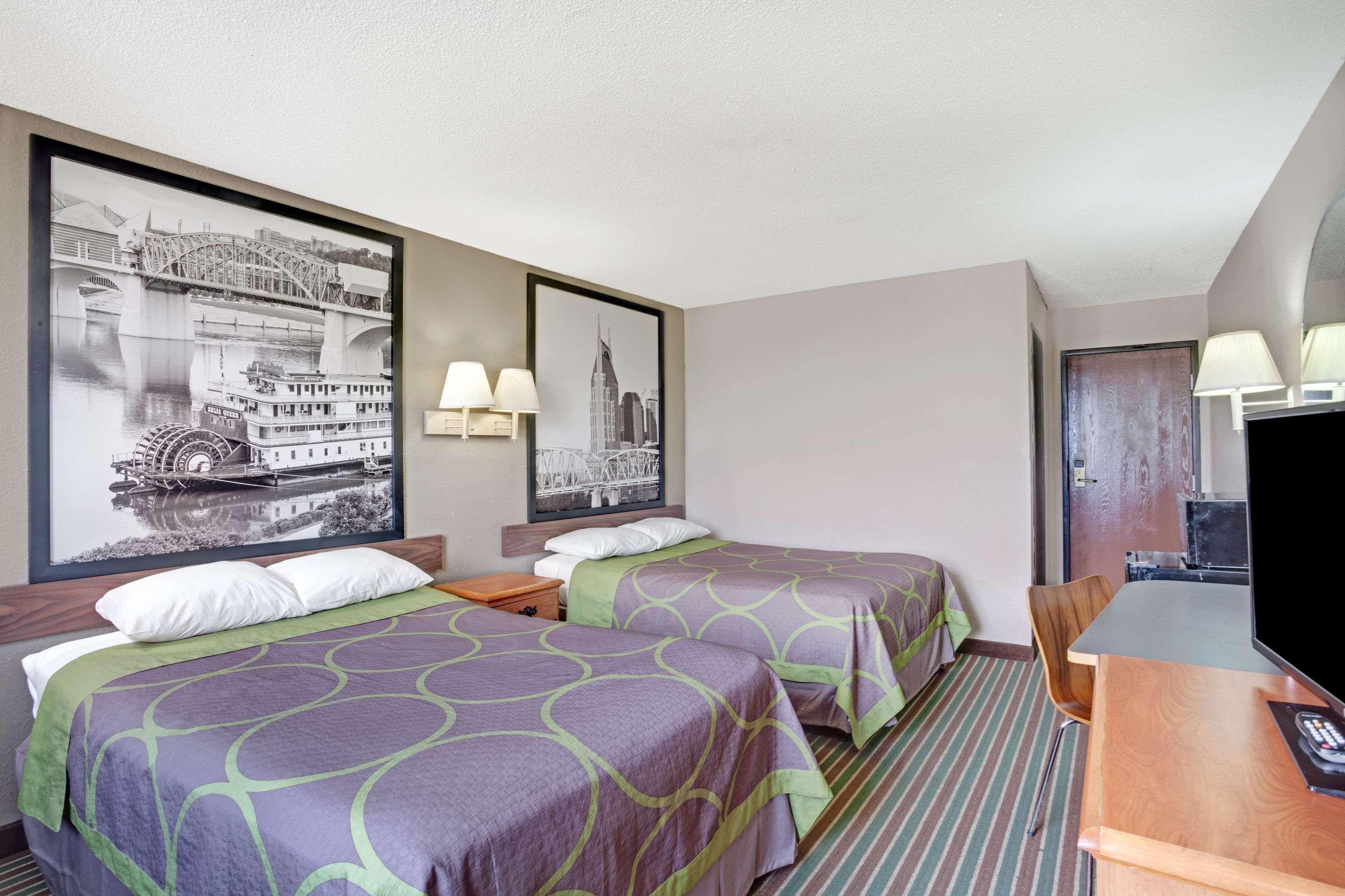 Super 8 By Wyndham Nashville/ Dntn/ Opryland Area 2*