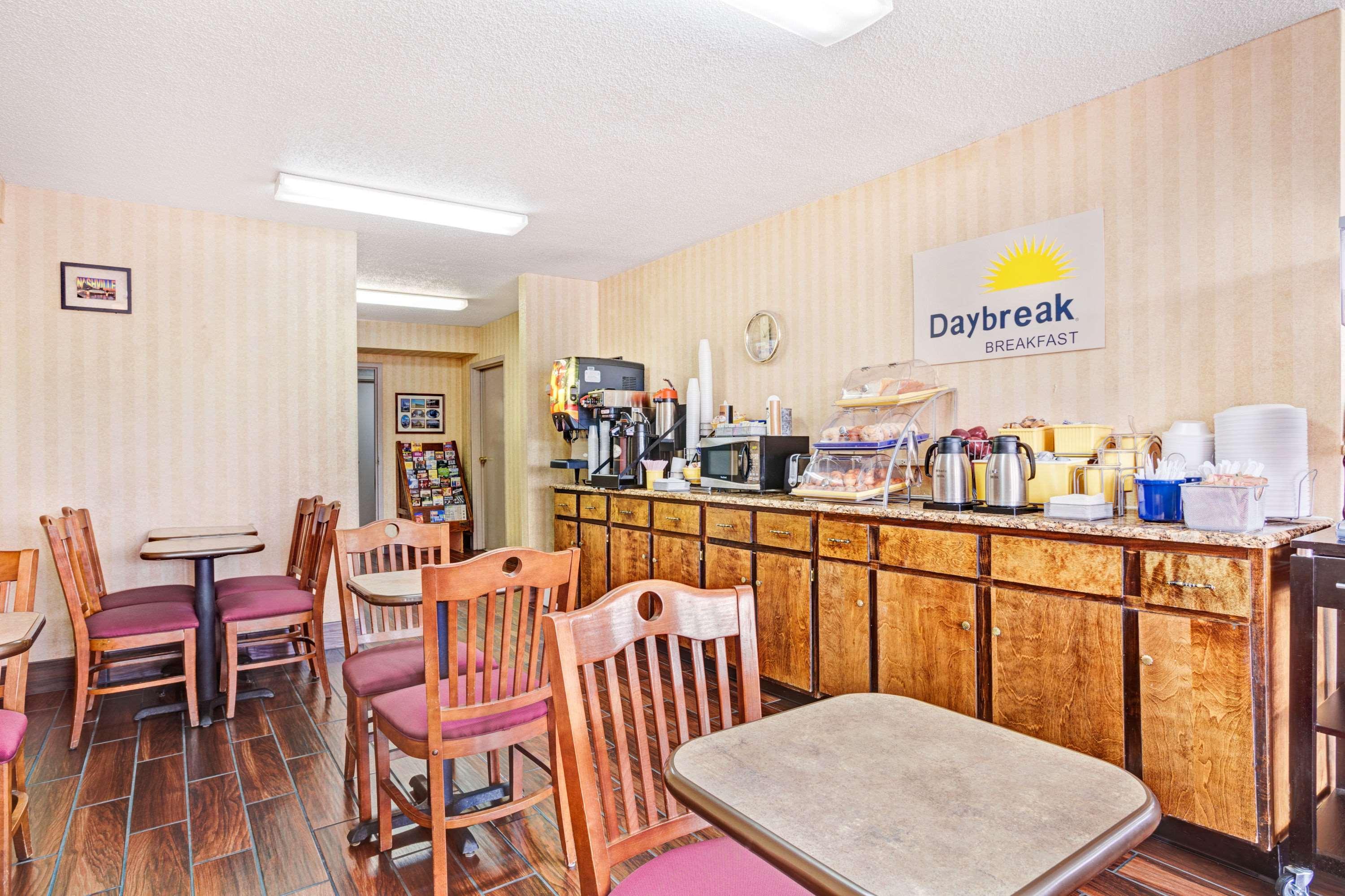 Inn Comfort - Opryland Area Nashville