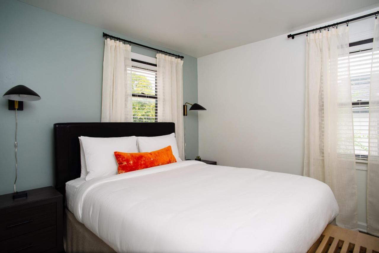 Apartment Abode - Marathon Village Near Downtown *