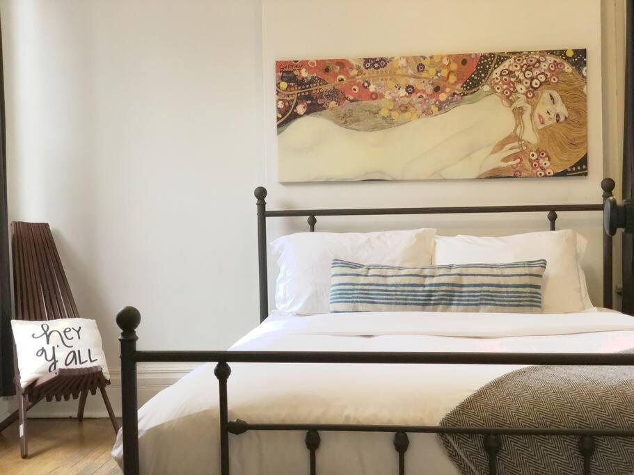 Airy And Bright On Broadway Apartment *