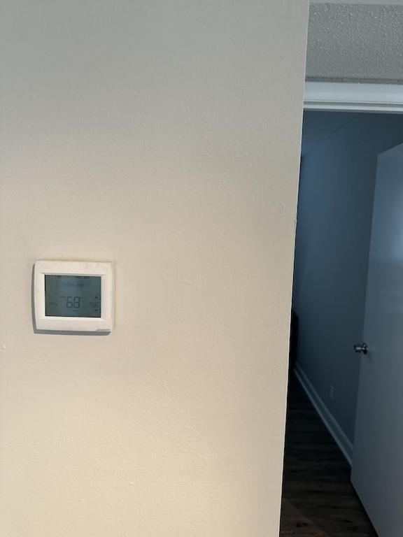 2 Bedroom Loft 10 Min From Downtown Apartment *