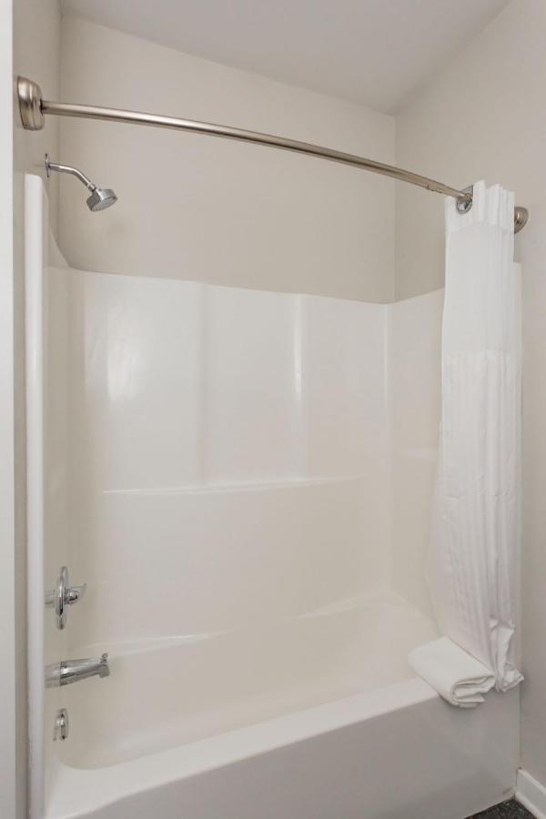 Cozysuites Musicrow Astonishing With Free Parking 53 Apartment Nashville