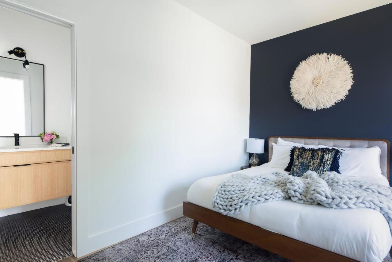The Adelaide - Luxury Rooftop Retreat In *