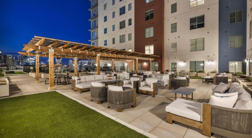 Billionaire's Nest Penthouse The Gulch Apartment Nashville