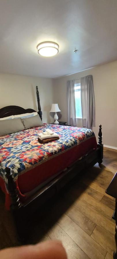 Apartment Captain's Quarters Riverfront #2 *