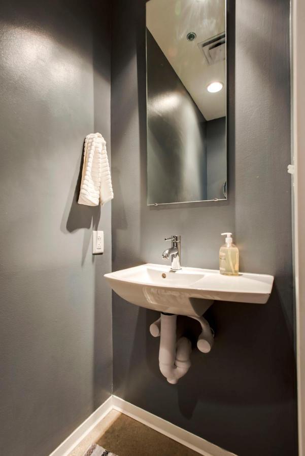 Holiday home Sleek And Spacious In East! *