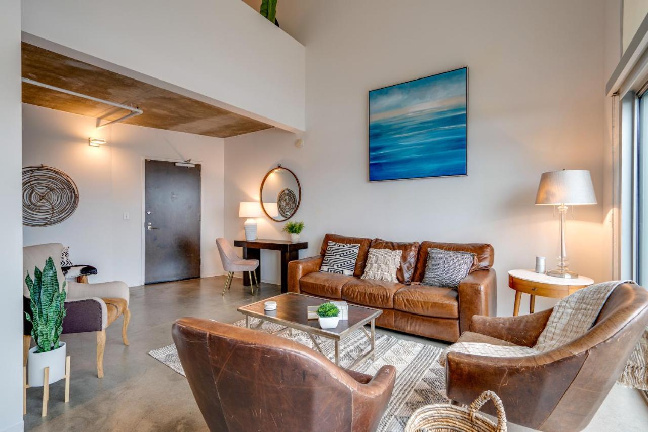 Two Story 2bd 2ba A Work Live *