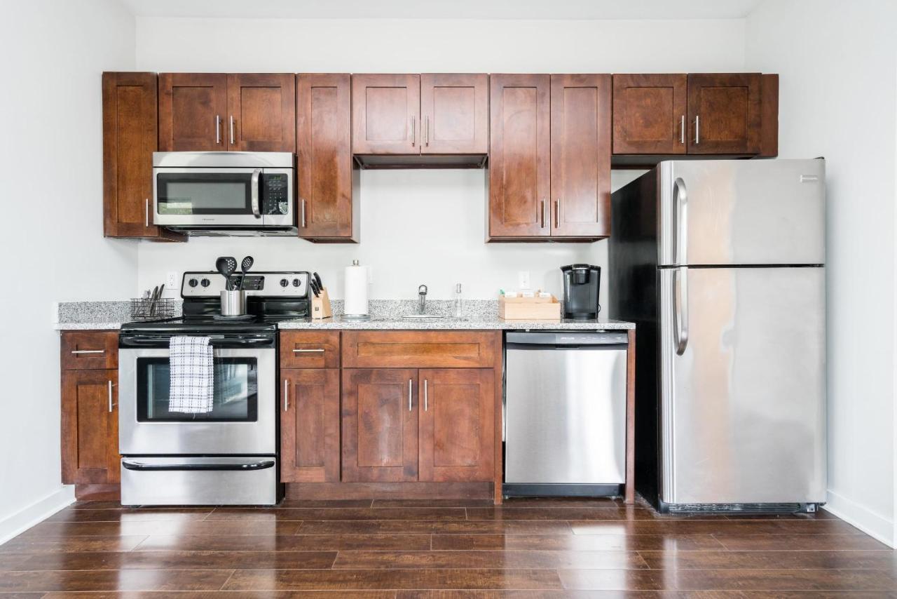 Apartment Cozysuites Music Row Stunning 2br -free Parking 20 Nashville