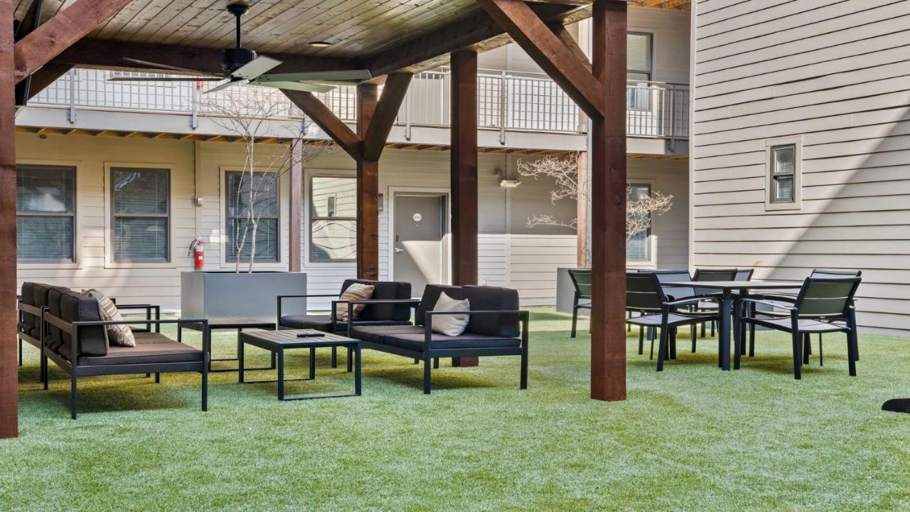 Cozysuites Music Row Stunning 2br -free Parking 20 Apartment