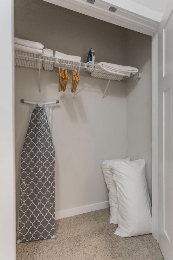 Cozysuites Musicrow Alluring 1br W Free Parking 13 Apartment