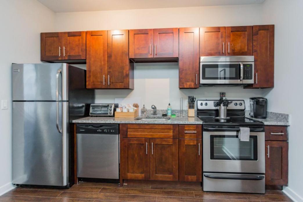 Cozysuites Musicrow Alluring 1br W Free Parking 13 Apartment *
